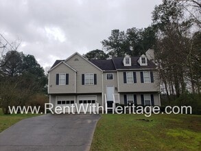 Building Photo - 605 White Pines Dr