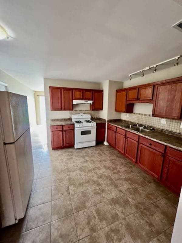 Building Photo - 4929 Katherine Drive