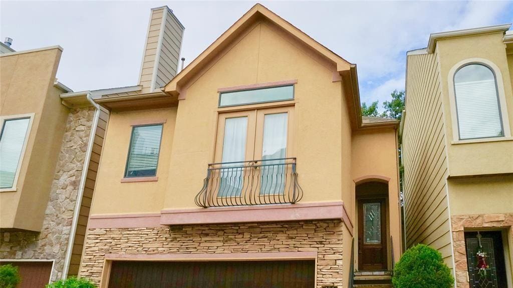 Foto principal - 6353 Richmond Ave.