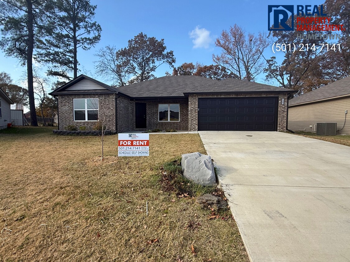 Primary Photo - 1505 Parsifal Ln