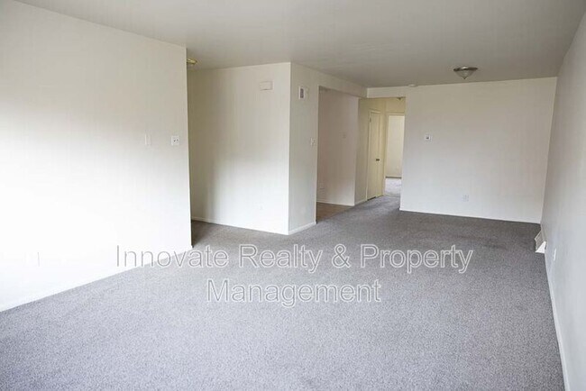 Foto del edificio - 8911 Alton St