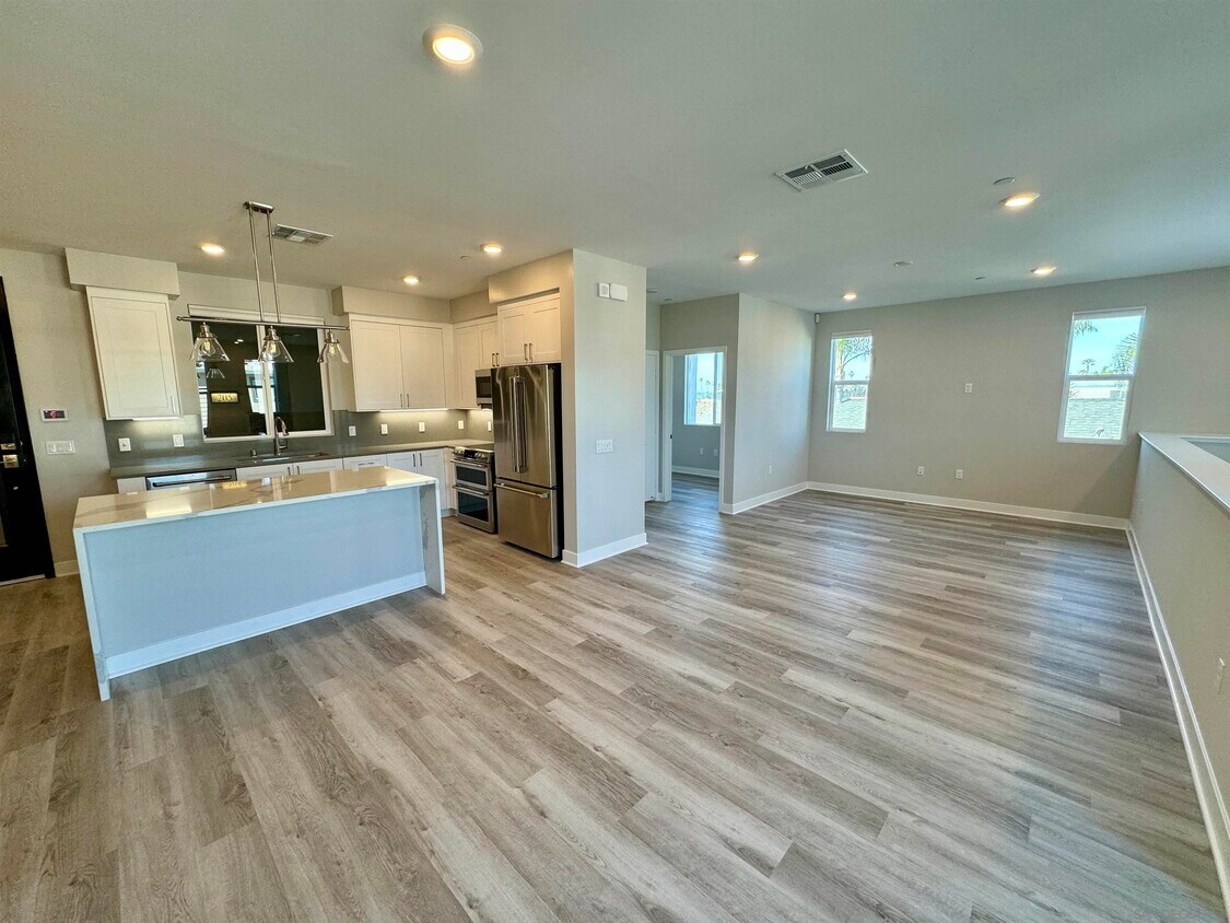 Foto principal - 1021 S Cleveland St
