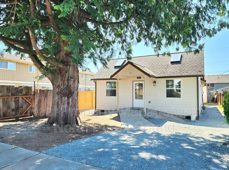Foto principal - 112 N Gifford Ave