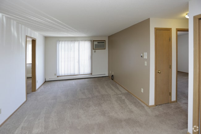 Living Area - Mississippi View