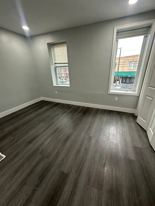 Foto del edificio - 1325 S 21st St