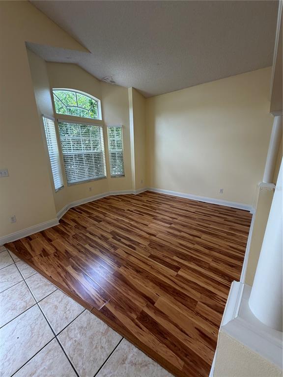Building Photo - 362 Lexingdale Dr