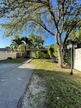 Building Photo - 5805 SW 61st St