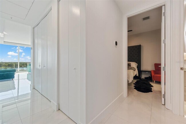 Foto del edificio - 150 E Robinson St