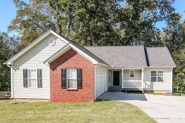 Building Photo - 965 Tigers Way