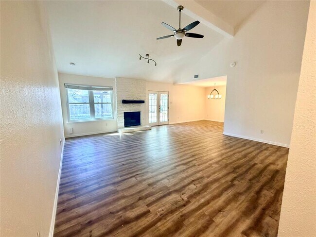 Foto del edificio - 11606 Birchbark Trail