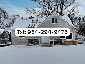 Building Photo - 712 E Le Moyne Ave