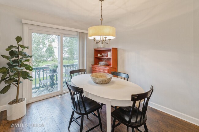 Foto del edificio - 401 Briarwood Ct