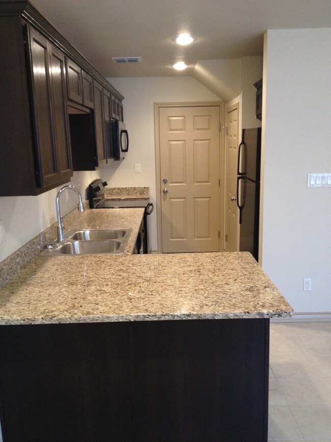 2312 Sailing Way, Kerrville, TX 78028 Townhome Rentals in Kerrville