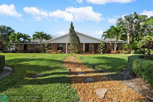 Foto del edificio - 4501 Briarcliff Ln