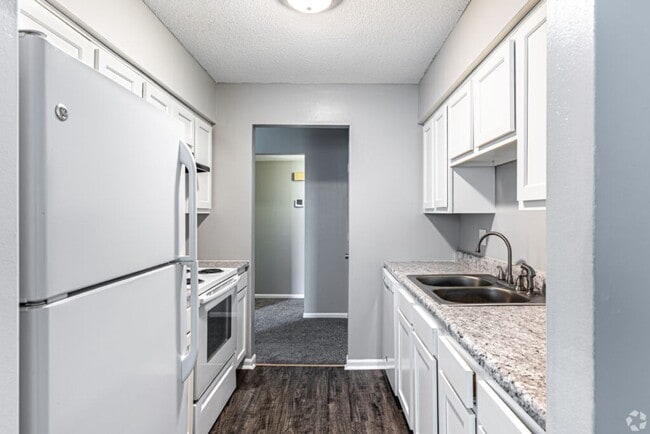 Interior Photo - Keeneland Downs Apartments