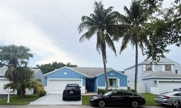 Building Photo - 14610 SW 145th Pl