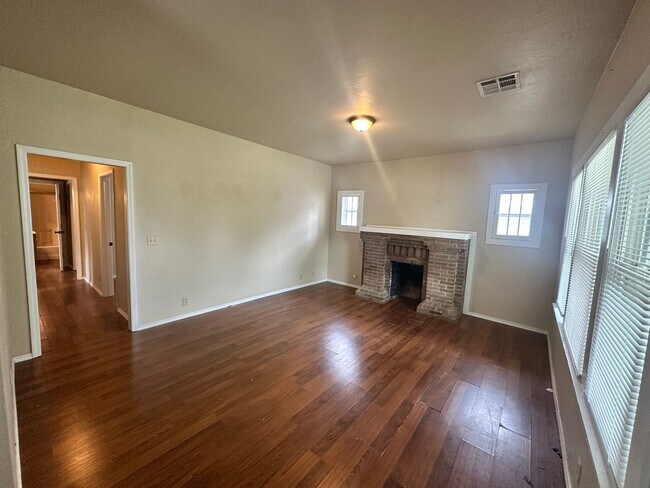 Foto del edificio - 750 S Jenkins Ave