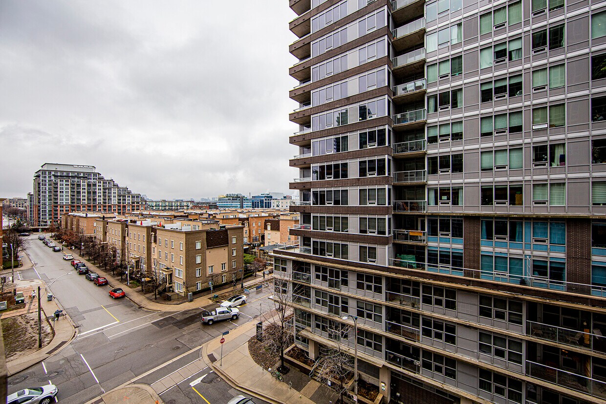 Photo principale - 65-865 E Liberty St