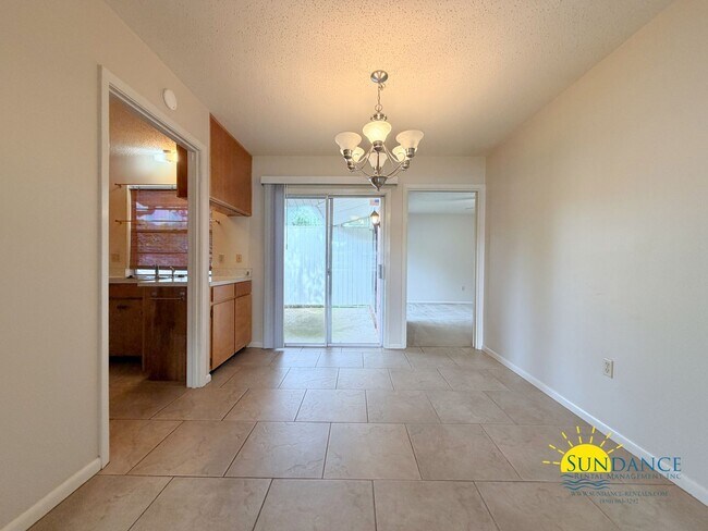 Building Photo - 3BR Home in Shalimar Near Eglin AFB!