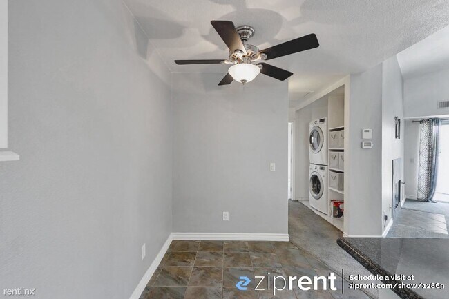 Building Photo - 2 br, 2 bath Condo - 7084 Camino Degrazia,...