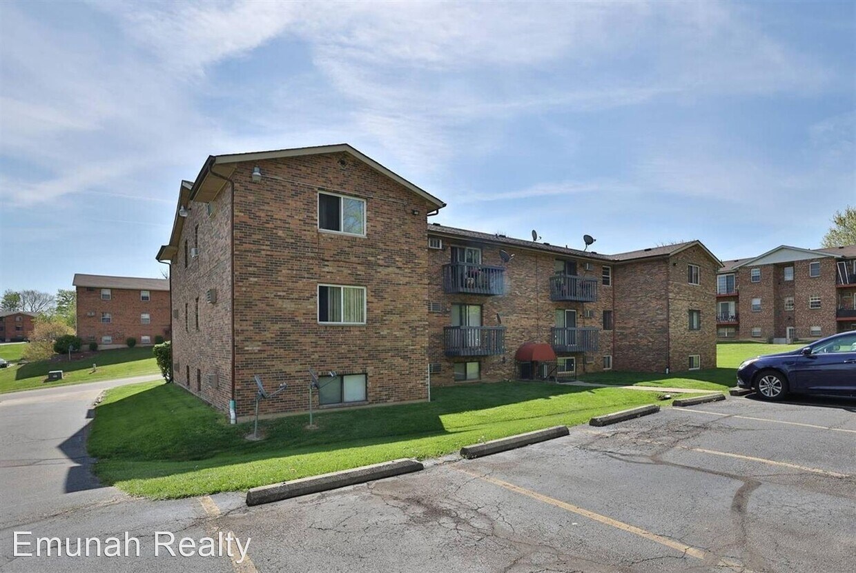 Primary Photo - 5453 Camelot Dr