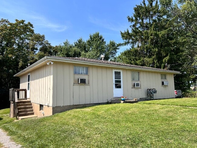 Frente - 100 Spruce St