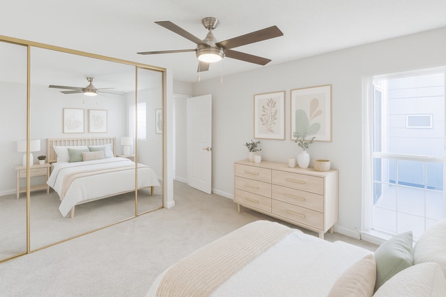 Building Photo - Adelaide Pines