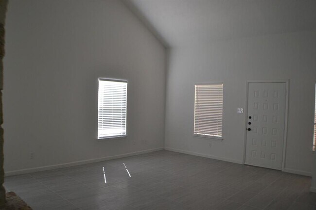 Foto del edificio - 4506 Adelphi Ln