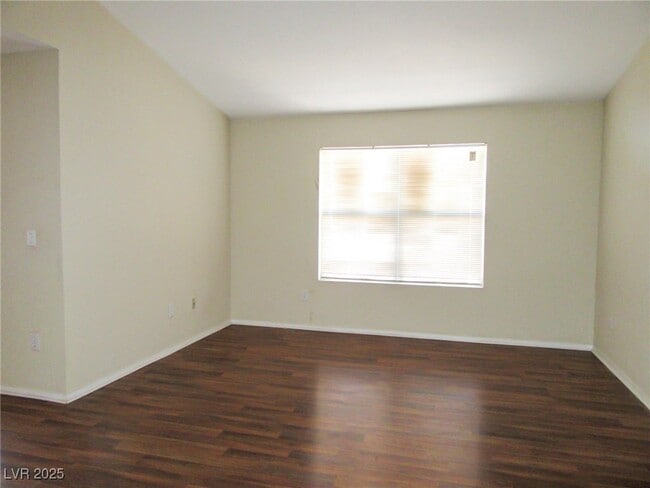Building Photo - 8101 W Flamingo Rd