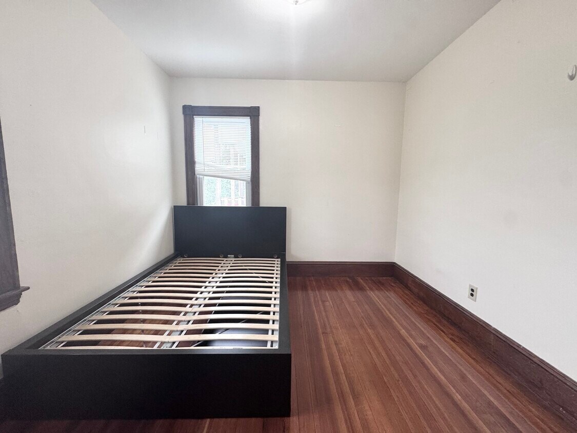 Primary Photo - 57 Dimick St