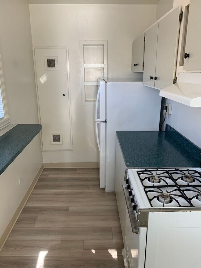Foto del edificio - Perfect 1BD/1BA North Park Apartment w/ Private Patio & Garage! Only $1,995/month!