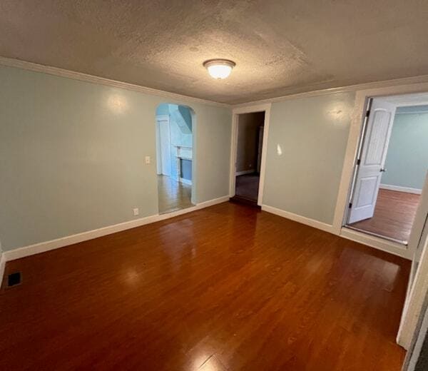 Building Photo - 380 Cardinal Dr