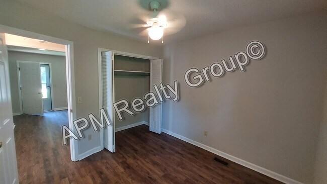 Foto del edificio - Three-bedroom house in Irmo
