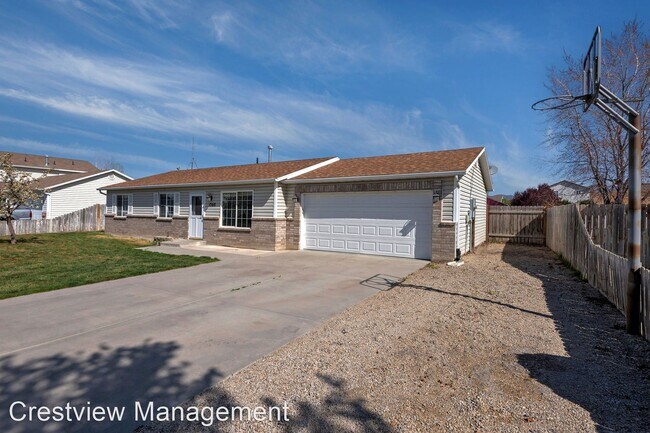 Foto del edificio - 3 br, 2 bath House - 1568 W 525 S