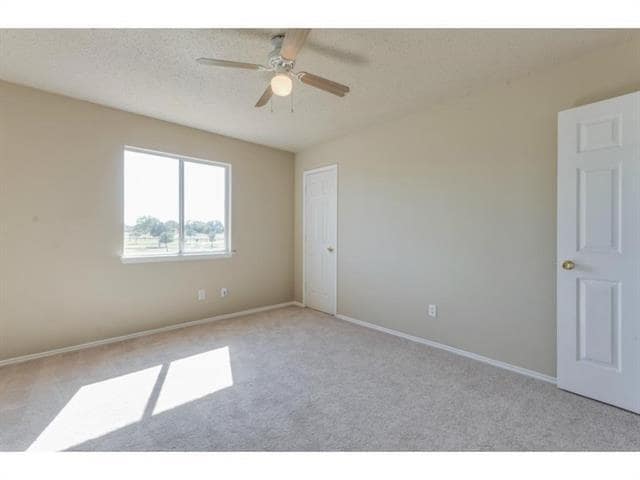 Building Photo - 617 Oxford Dr