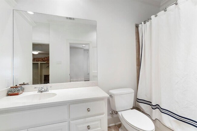 Building Photo - 56 Waterway Ct