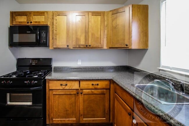 Foto del edificio - Remodeled 3 Bedroom / 1 Bath Home!