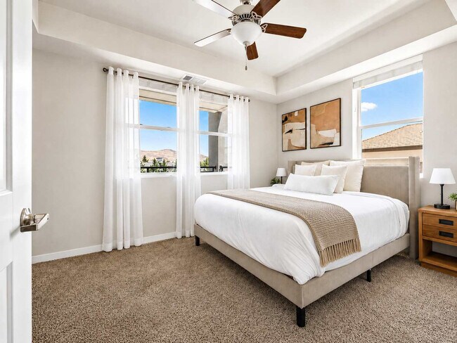 Foto del edificio - 375 Harbour Cove Dr