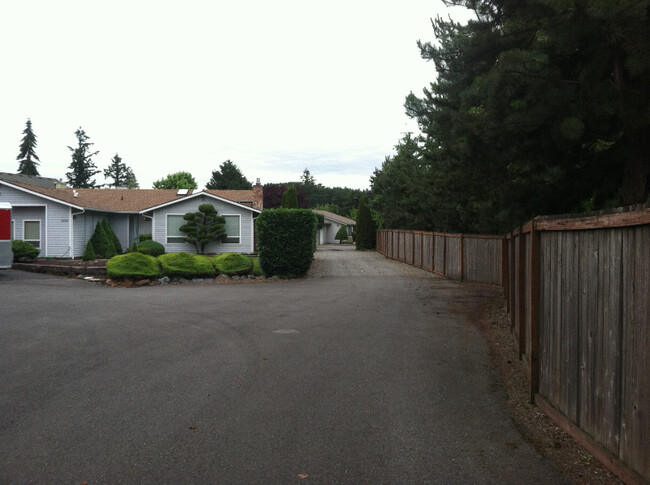 Building Photo - 26940 176 Pl SE