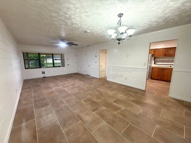 Foto del edificio - 2615 Grove Ave