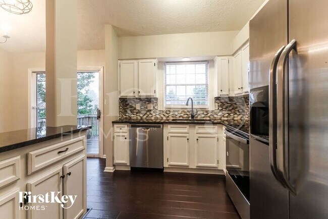 Foto del edificio - 8087 Cardinal Cove East