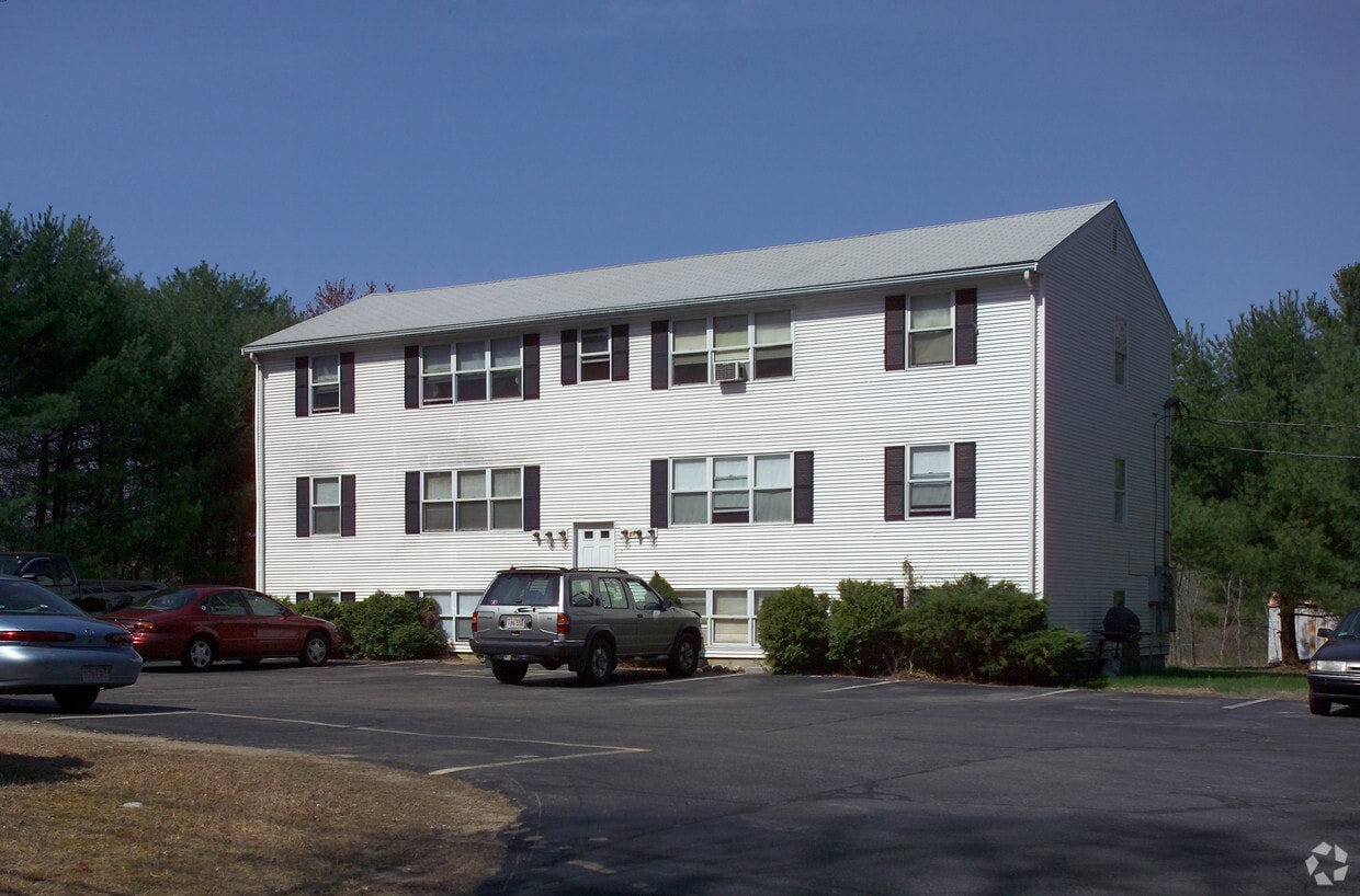 21 Hill St, Norton, MA 02766 Apartments in Norton, MA