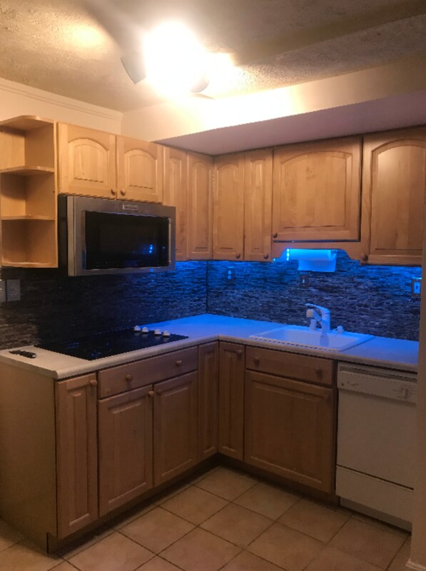 Foto del edificio - 44334 Village Dr