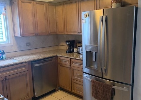 Foto del edificio - 880 Springhill Cir