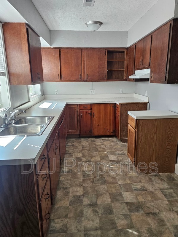 Building Photo - 775 Asheville Hwy