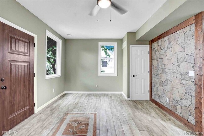 Building Photo - 1 br, 1 bath House - 9310 Dubois St