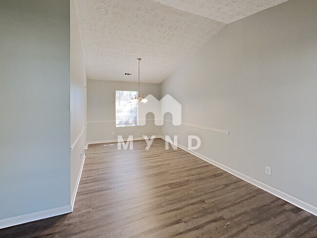 Building Photo - 814 Kilkenny Cir