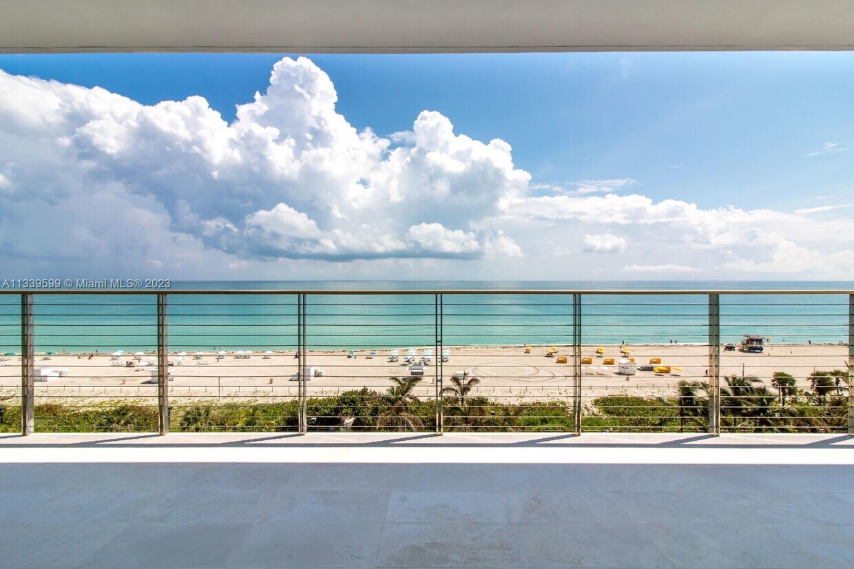 Primary Photo - 3651 Collins Ave