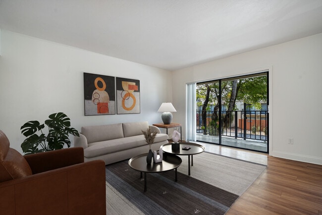 A living room that adapts to your lifestyle - Four Quarters