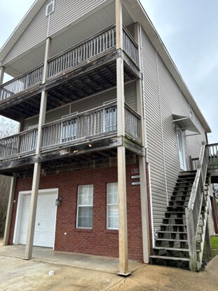 Primary Photo - 1313 Saint Andrews Ln